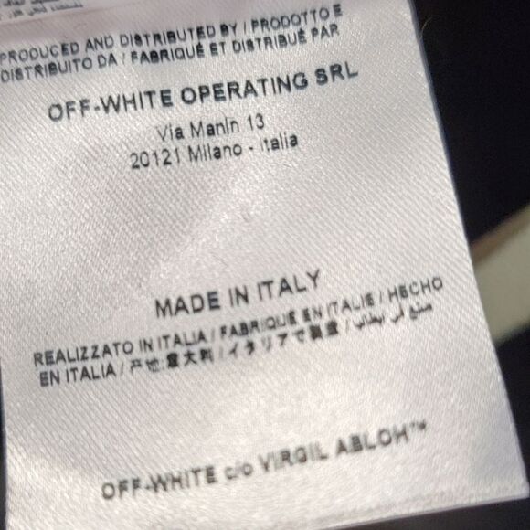 Off-White Velvet Cap - Picture 5 of 5